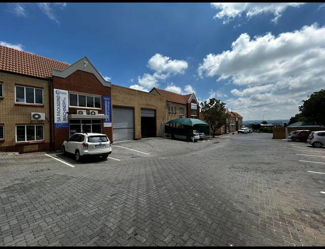 452M² WAREHOUSE TO LET IN EASTGATE